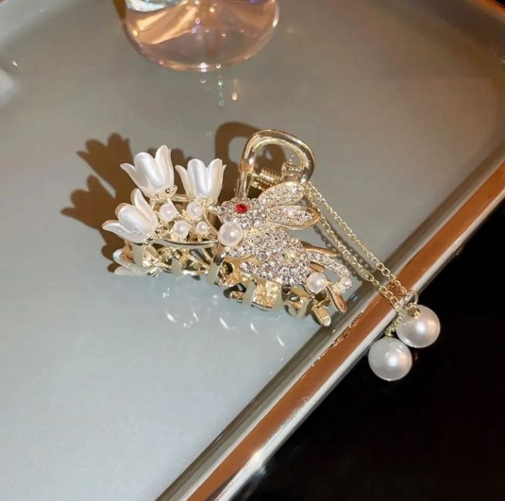 Masala Beads Rhinestone Rabbit With Bell Flower Pearl Tassel Claw Hair