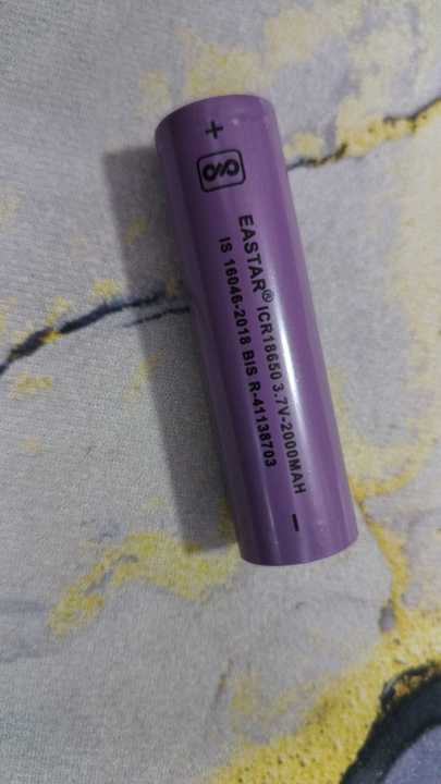 3.7V%20Lithium-Ion%20Rechargeable%20Battery%202000mAh%20ICR%2018650%20-%20Image%207