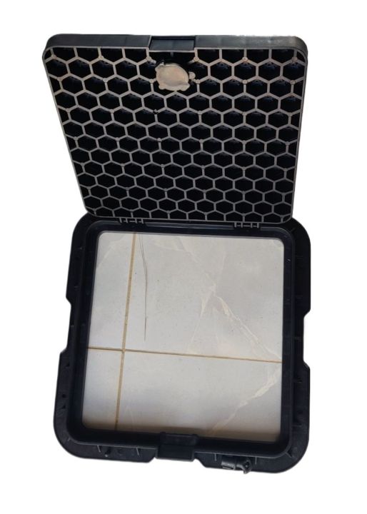 High%20Tech%20PVC%20Manhole%20Cover%20-%20(24"%20x%2024")%20-%20Image%205