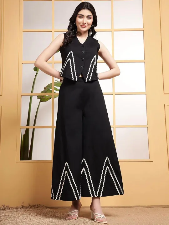 Classic%20Black%20Cotton%20Flex%20Sleeveless%20CoOrd%20Set%20for%20Women%20By%20Sapnaaz%20Fashion%20-%20Image%206