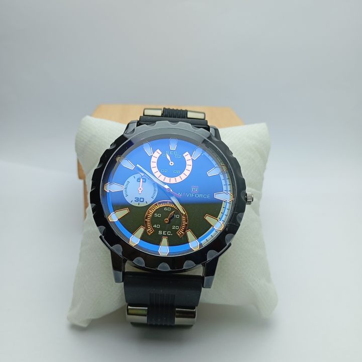 Round%20Dial%20Stainless%20Steel%20Leather%20Chain%20Luxurious%20Watch%20For%20Men%20-%20Image%206