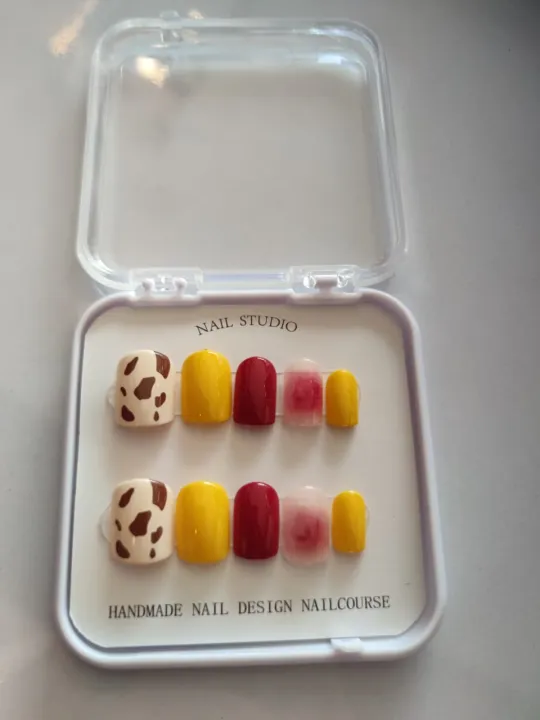 Press_On_Nails%20-%20Image%202