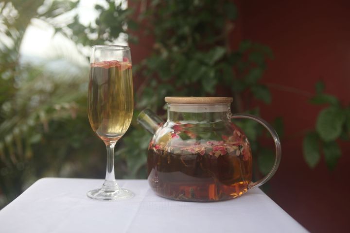 Beauty%20Blend%20Herbal%20Tea%20For%20Healthier%20Skin,%20Heart%20Health,%20Weight%20Loss,%20Increase%20Immunity,%20Reduces%20Inflammation,%20And%20Detoxification%20%20-%2025%20Tea%20Bags%20-%20Suiro%20Teas%20-%20Image%206