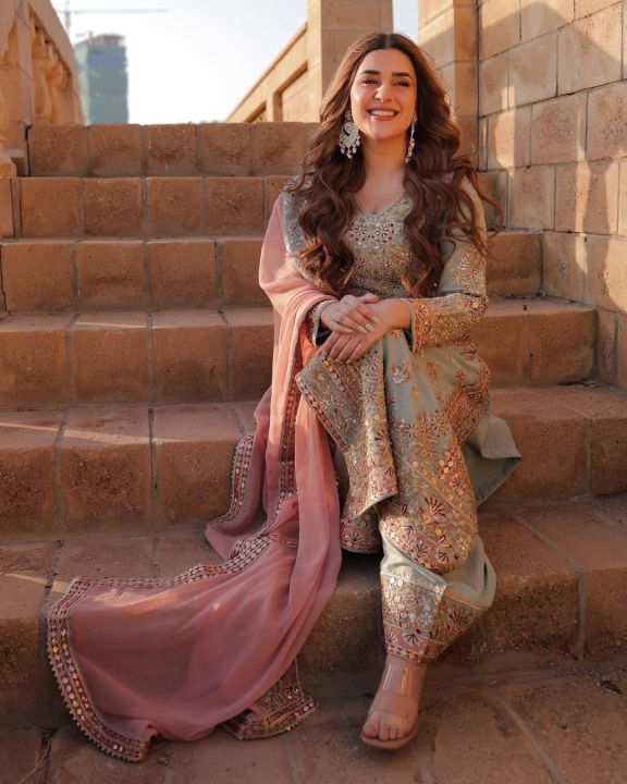 Embroidered%20Sequence%20Work%20Top-Bottom%20and%20Dupatta%20Set%20By%20Sapnaaz%20Fashion%20-%20Image%202