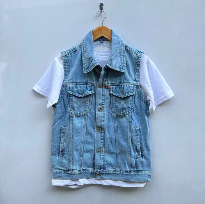 Cotton%20Denim%20Slim%20Fit%20Half%20Sleeves%20Casual%20Jacket%20For%20Men%20-%20Blue%20And%20Black%20%7C%20Fashion%20Half%20Denim%20Jacket%20For%20Men%20-%20Image%202