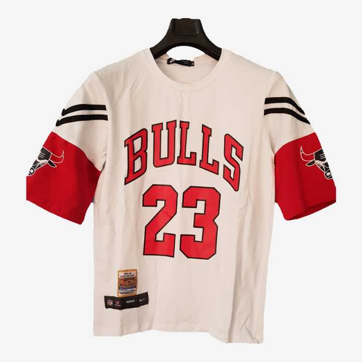 Round%20Bulls%2023%20Drop%20Shoulder,%20Half%20Sleeves,%20Printed%20T-Shirt%20For%20Men%20-%20Image%202
