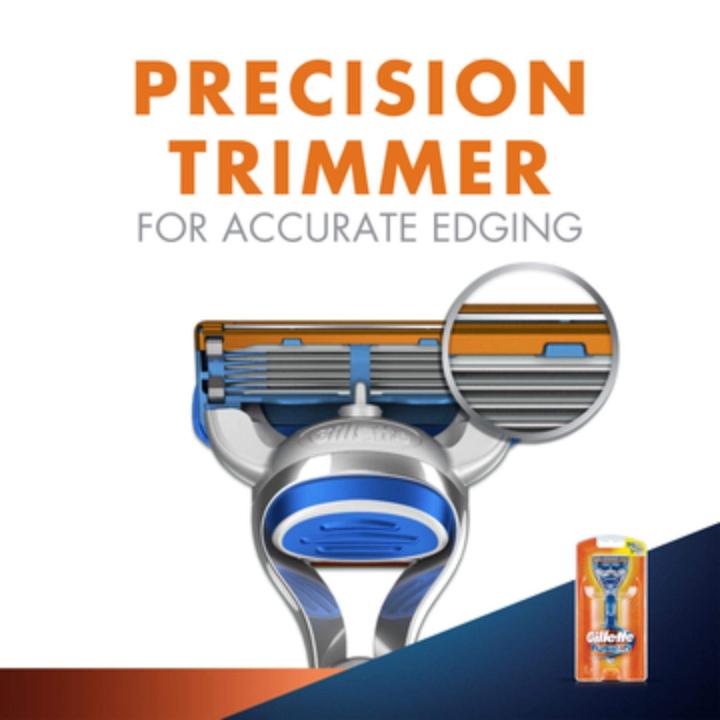 Gillette%20Fusion%20Manual%20Razor%20Handle%20with%20Blade%20-%20Image%207