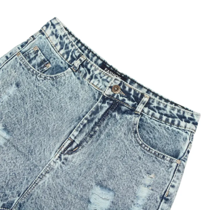 Blue%20Jeans%20Gunz%20Design%20Half%20Pant%20For%20Women%20-%20Image%205