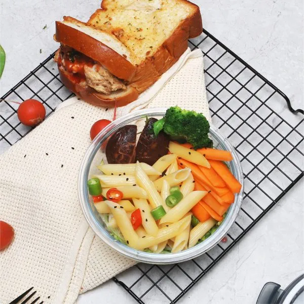 Deli%20Borosilicate%20Microwave%20Safe%20Glass%20Bowl%20Container%20Round%20630ml%20-%20Image%206