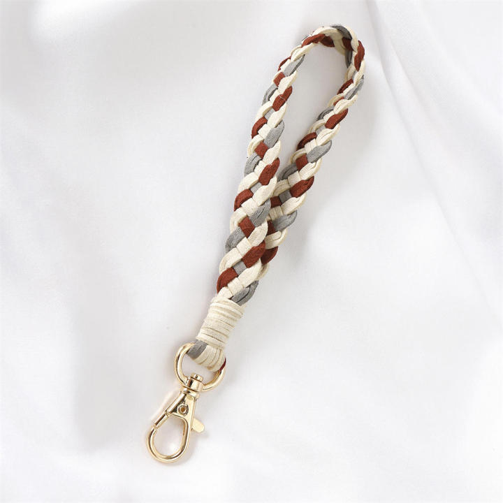 construction%20Wristband%20keychain%20Handcrafted%20Microfiber%20material%20Woven%20design%20Hand%20woven%20key%20charms%20Leather%20details%20Plaid%20-%20Image%204
