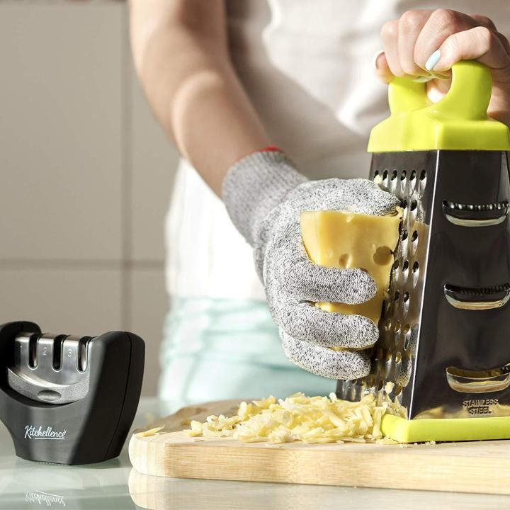 Kitchen%20Knife%20Sharpening%20Tool%20Helps%20Repair,%20Restore%20And%20Polish%20Blades%20%7C%203%20Level%20Kitchen%20Knife%20Sharpening%20Tool%20-%20Image%208