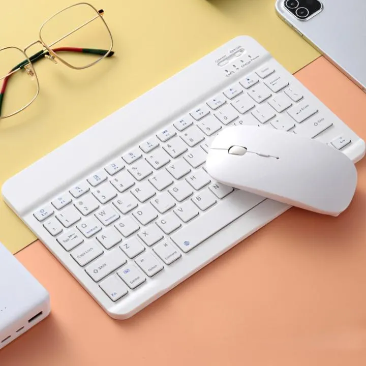 Wireless%20Bluetooth%20Keyboard%20and%20Mouse%20Set%20(Rechargeable%20Keyboard)%20-%20Image%202