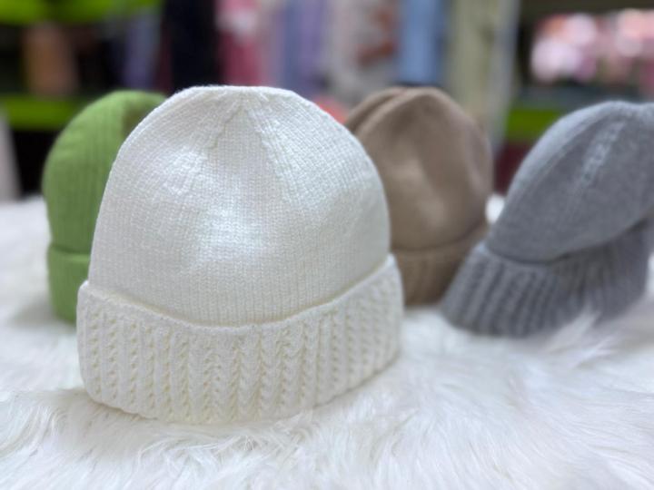 Fashion%20Knitted%20Hats%20Beanie%20For%20Unisex%20-%20Multicolor%20%7C%20Free%20Size%20%7C%20Fashion%20%7C%20Beanie%20Caps%20For%20Men%20And%20Women%20%7C%20Winter%20Wear%20%7C%20-%20Image%209