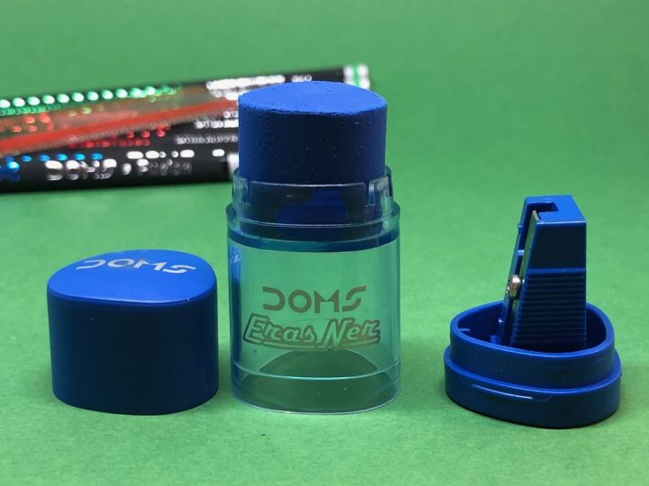 Doms%20Erasener%202%20In%201%20Eraser%20&%20Sharpener%20Set%20of%203%20-%20Image%202