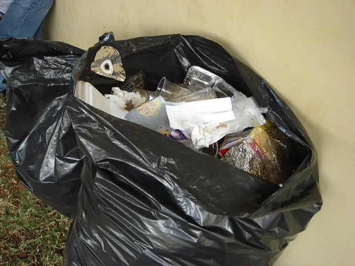 Plastic%20Garbage%20Bag%20%2030inch%20X%2039%20Inch%20,Pack%20Of%205%20Piece%20-%20Image%203
