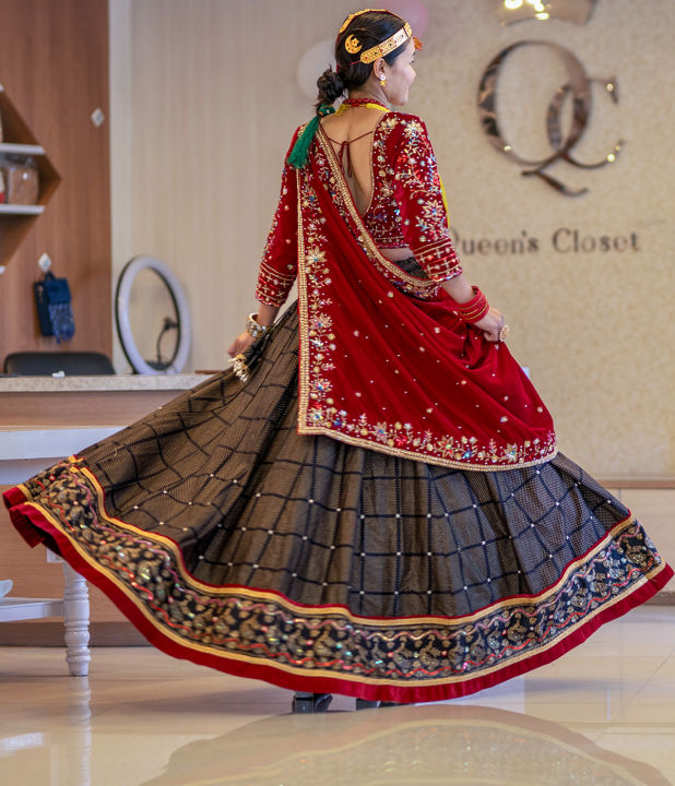 Heavy%20Embroidered%20Magar%20Cultural%20Dress%20Set%20%7C%20Hand%20Embroidered%20Blouse%20with%20Cotton%20Lehenga,%20Including%20Matching%20Ghalek%20-%20Image%205