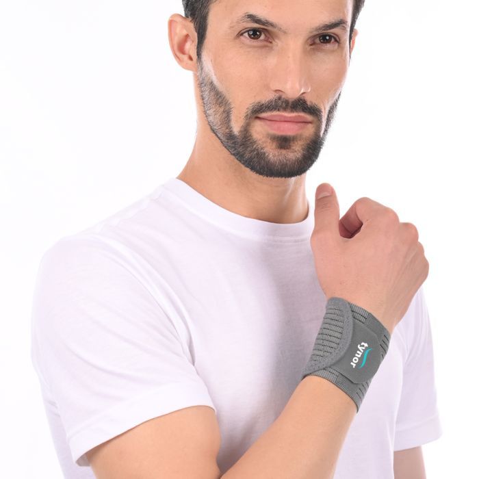 Tynor Wrist Brace with Double Lock, Wrist Support