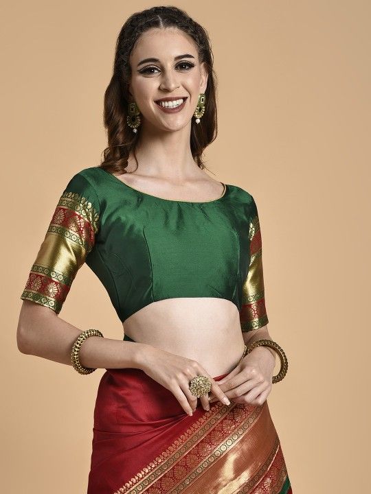 Red%20&%20Green%20Zari%20Silk%20Blend%20Banarasi%20Saree%20-%20Image%202