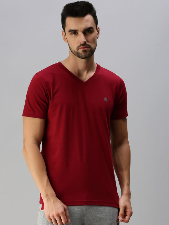 ONN%20Men%20V%20Neck%20Half%20Sleeve%20T-shirt%20-%20Fashion%20%7C%20T-Shirts%20For%20Men%20%7C%20Men's%20Wear%20%7C%20Half-%20Sleeves%20T-Shirts%20%7C%20-%20Image%203