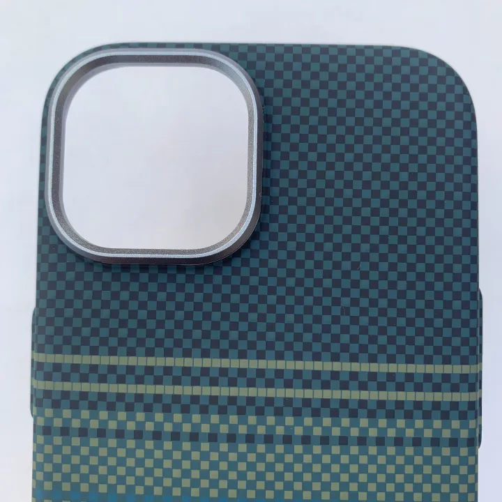 iPhone%2015%20and%20iPhone%2015%20Pro%20Max%20Luxo%20Life%20Magasafe%20Ultera-Thin%20Premium%20Carbon%20Fiber%20Style%20Magnetic%20Phone%20Case%20Aluminum%20Camera%20Frame%20+%20Support%20Wireless%20Charger%20For%20iPhone%20-%20Image%205