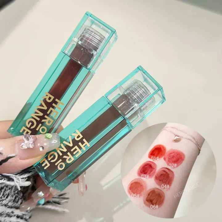 HERORANGE%20lip%20is%20full%20of%20meaning,%20mirror%20gloss,%20long-lasting%20color%20development,%20not%20easy%20to%20fade,%20film-forming,%20watery%20and%20glossy/J%20-%20Image%203