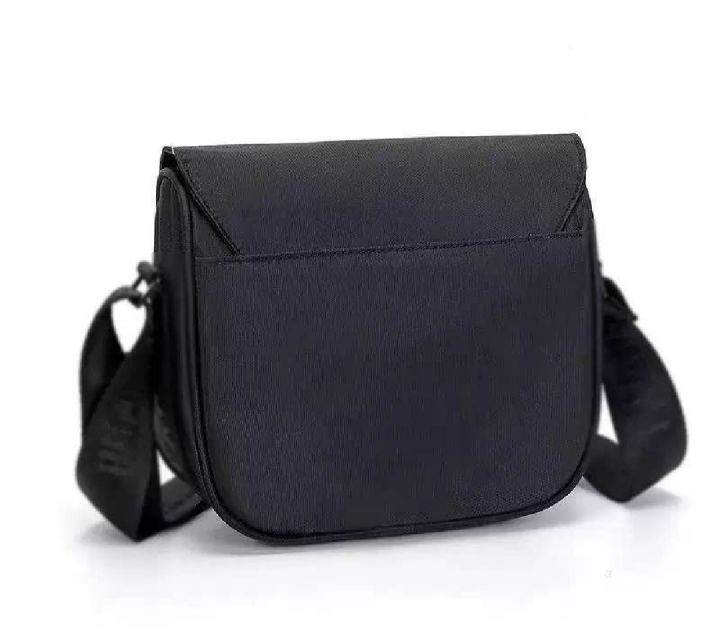 Classic%20Vintage%20Portable%20mini%20Trapstar%20Casual%20Shoulder%20Crossbody%20Bag%20For%20Men%20-%20Image%204