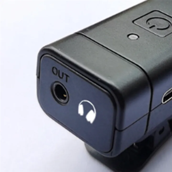 UHF%20Wireless%20In-Ear%20Monitor%20System%20Transmitter%20Receiver%20-%20Image%203