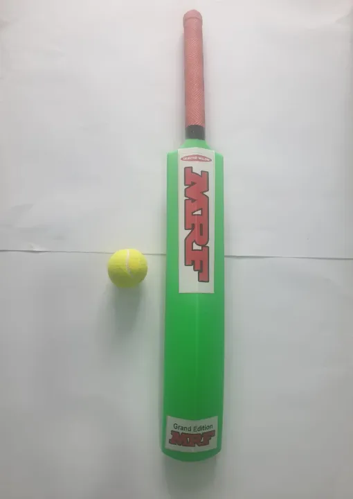 Cricket%20Bat/%20Plastic%20Cricket%20Bat%20No.%205%20With%20Tennis%20Ball%20-%20Image%203