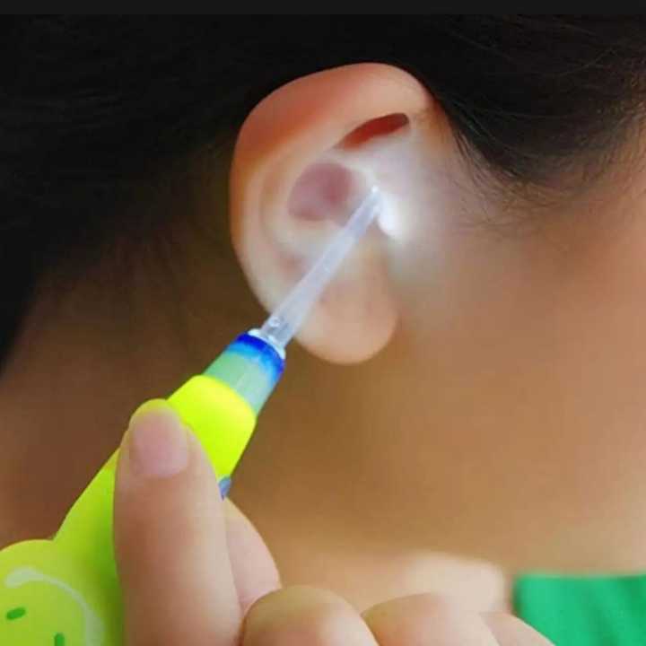 Baby Ear Cleaner With LED Light Earpick Ear Cleaner For Kids (1 Piece)