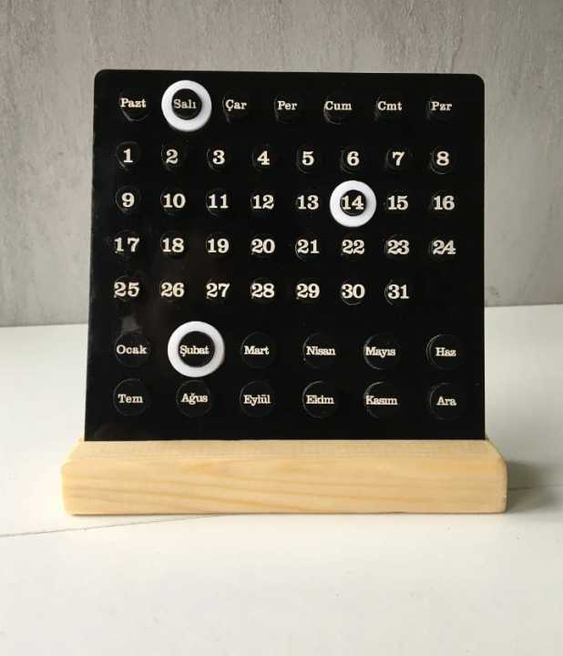 Desk%20Calendar%20with%20Wooden%20Base%20-%20Image%205