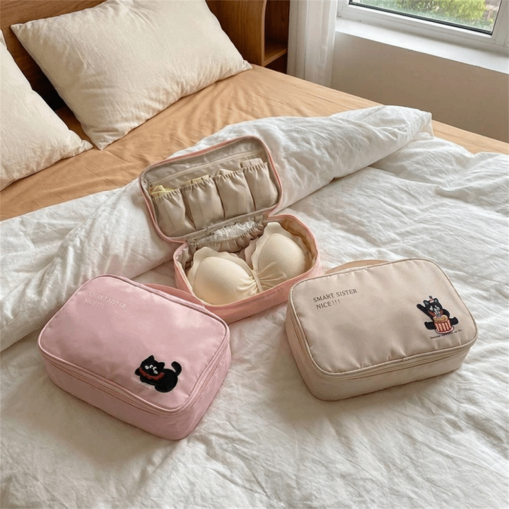 Practical%20Cartoon%20Underwear%20Storage%20Bag%20Handheld%20Large%20Capacity%20Underwear%20Packing%20Cube%20with%20Zipper%20Breathable%20Socks%20Bra%20Organizer%20for%20Home%20-%20Image%207