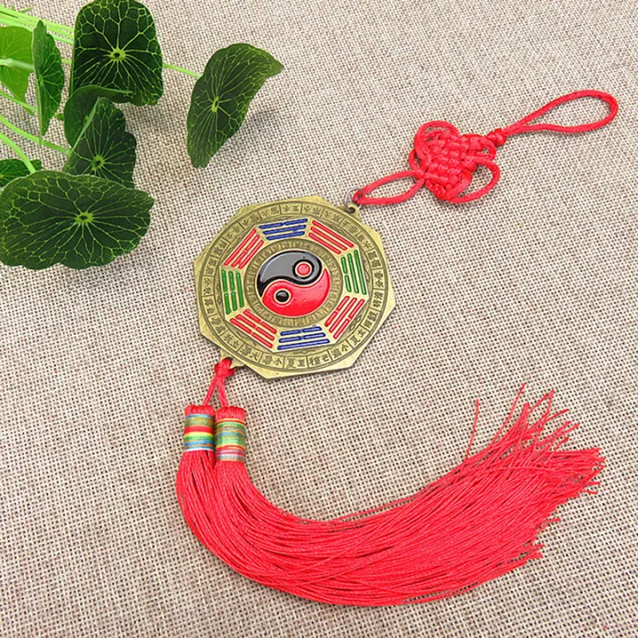Chinese%20Feng%20Shui%20Mirror%20Yin%20Yang%20Bagua%20Mirror%20with%20Chinese%20Knot%20Hanging%20Decor%20-%20Image%204