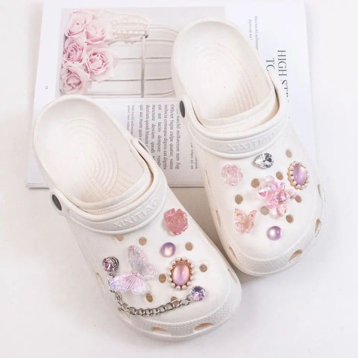 Women'S%20Crocs%20Slipper%20By%20Jutta%20Ghar%20Nepal%20-%20Multicolor%20%7C%20Multisize%20%7C%20Fashion%20%7C%20Crocs%20Slippers%20For%20Women%20-%20Image%204