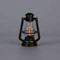 Dollhouse 1:12 Mini Retro Black Kerosene Lamp Doll House Living Scene Decoration Runrui. 