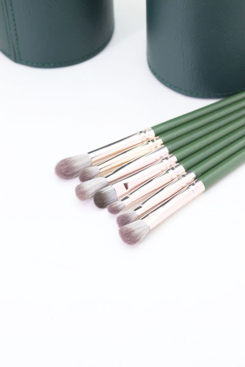 Beauty%20Green%20Makeup%20Brush%20Kit%20%2014pcs%20Make%20Up%20Brushes%20Dark%20Green%20Color%20Handles%20Makeup%20Brushes%20Set/%2014%20pcs%20Makeup%20Brushes%20With%20Green%20Box%20-%20Image%204