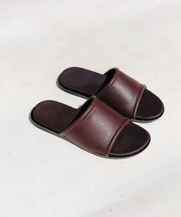 The New Fancy Look Slippers For Boys and Men , Leather Chappals For Gents . Stylish Slippers / FlipFlop