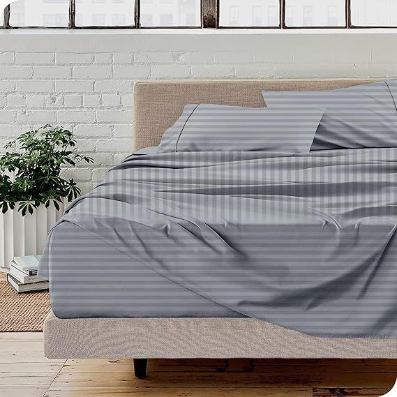 Double%204%20Pcs%20Set%20Stripes%20Bedsheet%20Set%20With%20Pillow%20Cover%20And%20Quilt%20Cover%20Sirak%20Khol%20Sirak%20Cover%20Mix%20Cotton%20King%20Size%204%20Pcs%20Sets%20-%20Image%208