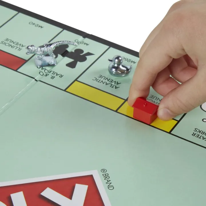 Monopoly%20Board%20Game%20-%20Image%204