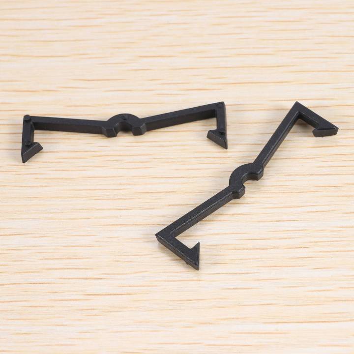 100%20Pieces%20of%20Plastic%20Pegboard%20Hook%20Lock%20Pegboard%20Display%20Hook%20Rack%20-%20Image%204