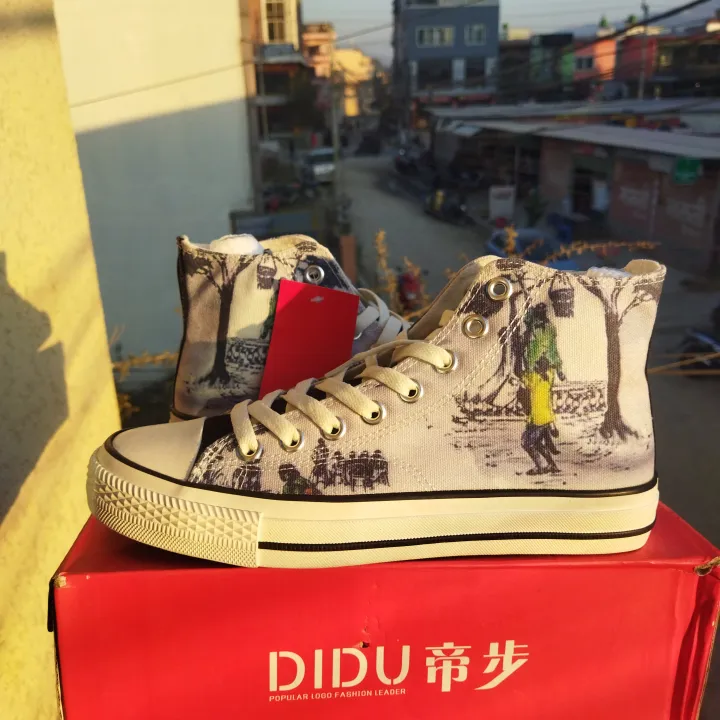 All%20Star%20High%20Top%20Canvas%20Sneakers%20-%20Image%203