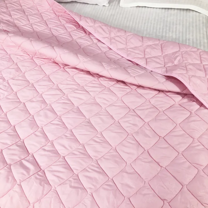 Microfiber%20Ultrasonic%20King%20Size%20Quilted%20Bed%20Cover%20-%20Image%207
