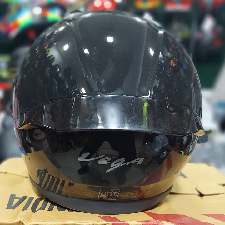 Vega%20Bolt%20Glossy%20Black%20Full%20Face%20Helmet%20%7C%20VEGA%20DOT%20&%20ISI%20Certified%20ABS%20Material%20Aerodynamic%20Design%20Head%20Protection%20Wear%20-%20Image%205