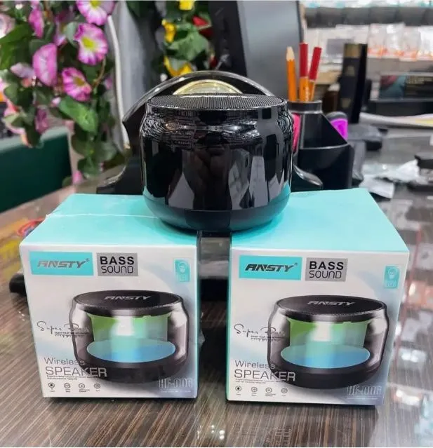 Ansty%20LED%20Bluetooth%20Speaker%20HF-006%20-%20Versatile%20Portable%20Speaker%20with%20LED%20Lights%20-%20Image%203