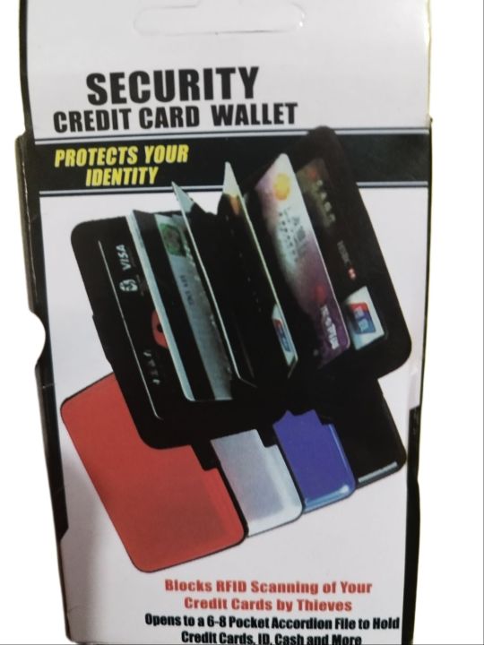 Pvc%20Card%20Box%20With%20Lock%20to%20Keep%20ATM/%20Credit%20%20Cards%20Safely%20-%20Image%204