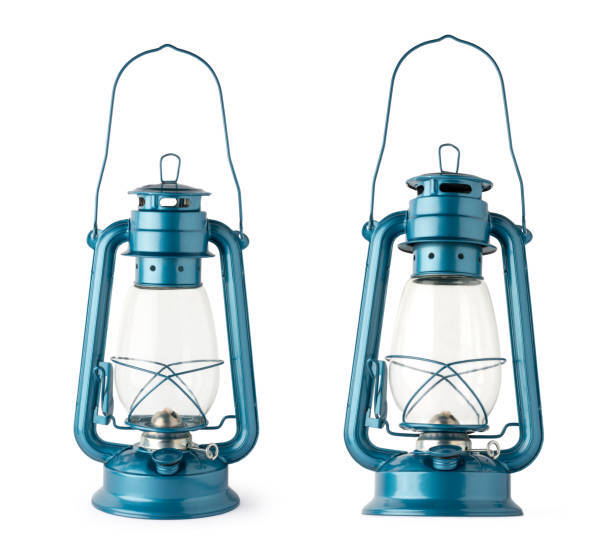 Hanging%20Hurricane%20Lantern%20for%20Home%20Decor%20(32cmx18cm)%20-%20Image%208