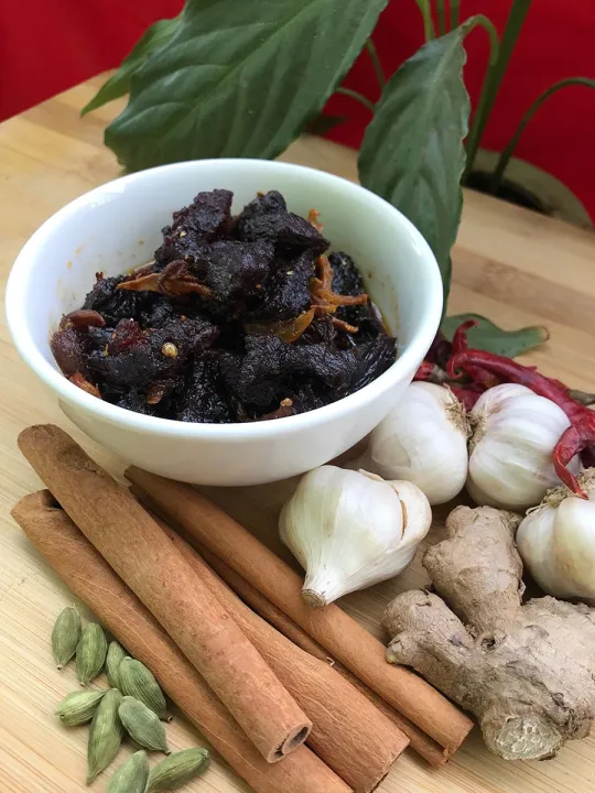 Paura%20Buff%20Sukuti%20Achar%20500%20Gm%20-%20Image%202