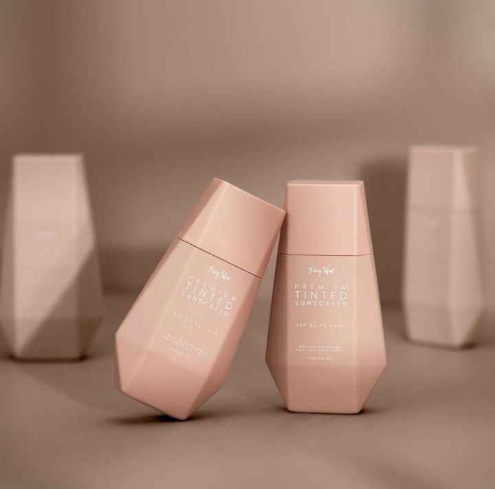 Fairy%20Skin%20Tinted%20Sunscreen%20SPF%2050%20PA%20++++%20Sheer%20Coverage%20%7C%2050%20Gm%20%7C%20Made%20in%20Philippines%20%7C%20Premium%20Tinted%20Sunscreen%20-%20Krisa%20Beauty%20-%20Image%206