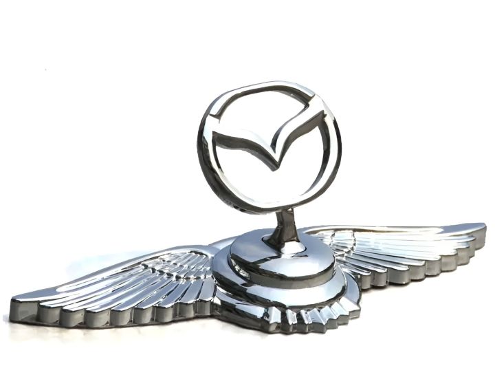 Mazda%20Bonnet%20Logo%20With%20Wings%20-%20Image%203