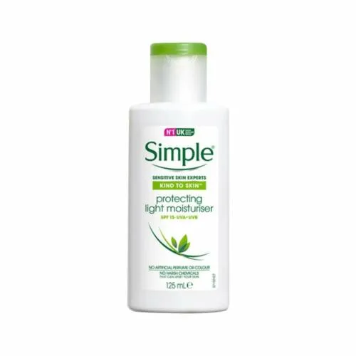 Simple%20Protecting%20Light%20Moisturiser%20SPF%2015-UVA-UVB%20125ml%20-%20Image%204