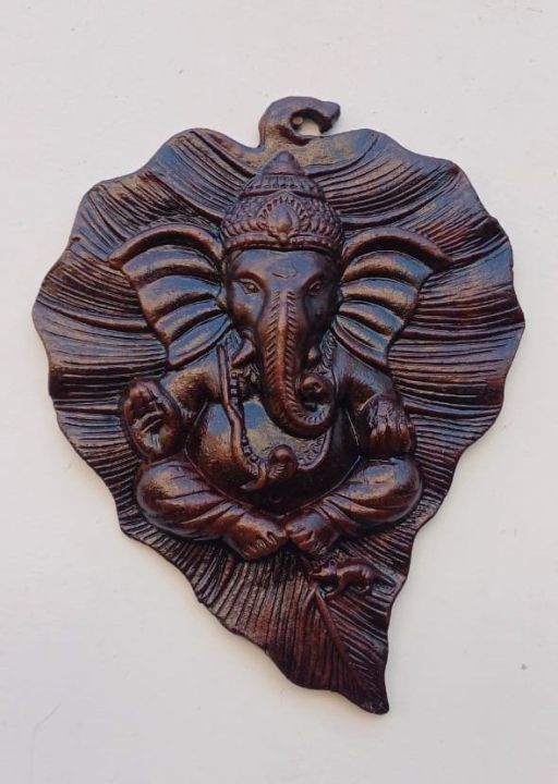 Leaf Ganesh Ceramic Wall Hanging (9 Inch)